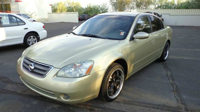 2004 Nissan Altima Pickupslt Quad Cab SWB 4WD 4x4 Truck