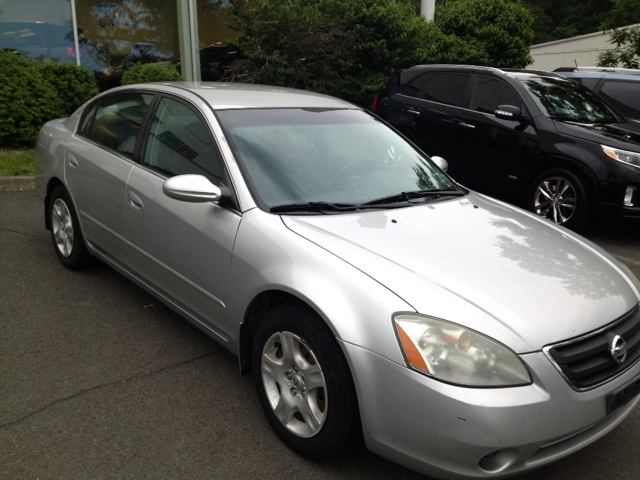2004 Nissan Altima Pickupslt Quad Cab SWB 4WD 4x4 Truck
