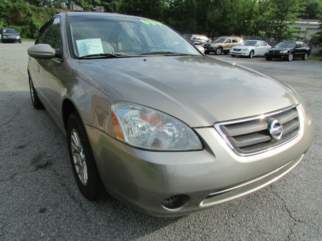 2004 Nissan Altima Pickupslt Quad Cab SWB 4WD 4x4 Truck