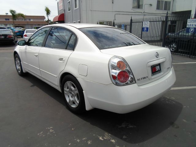 2004 Nissan Altima GS-R