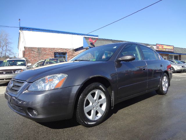 2004 Nissan Altima Pickupslt Quad Cab SWB 4WD 4x4 Truck