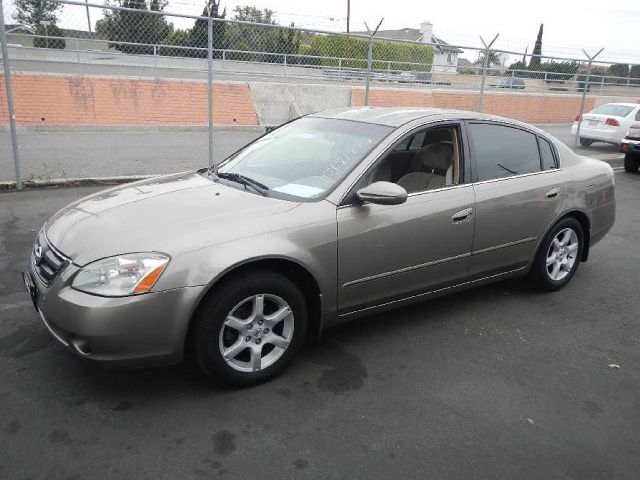 2004 Nissan Altima Pickupslt Quad Cab SWB 4WD 4x4 Truck