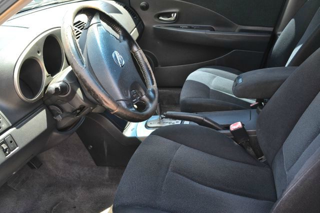 2004 Nissan Altima LE