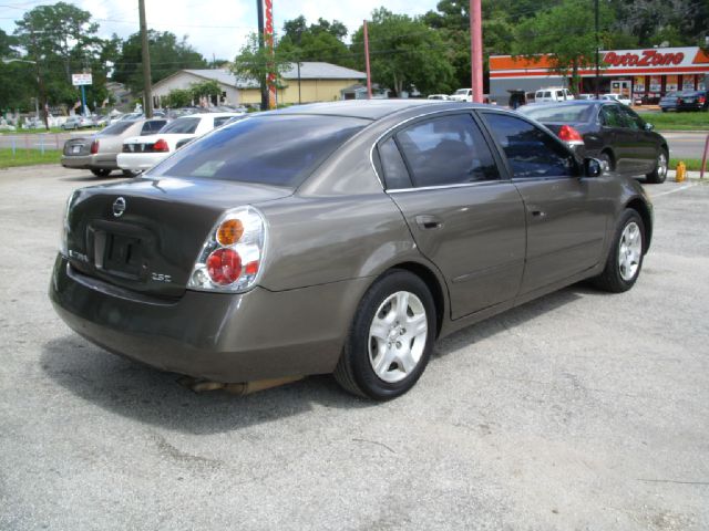 2004 Nissan Altima Pickupslt Quad Cab SWB 4WD 4x4 Truck