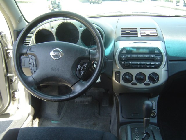 2004 Nissan Altima EX