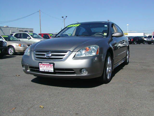 2004 Nissan Altima LE