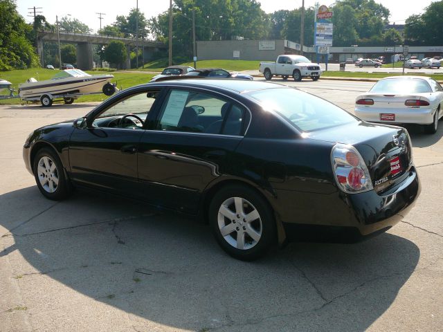 2004 Nissan Altima SLT Quad Cab 2WD
