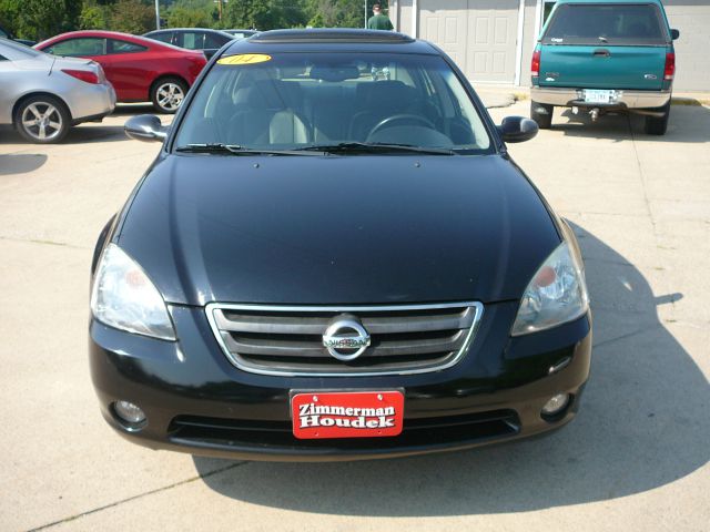 2004 Nissan Altima SLT Quad Cab 2WD
