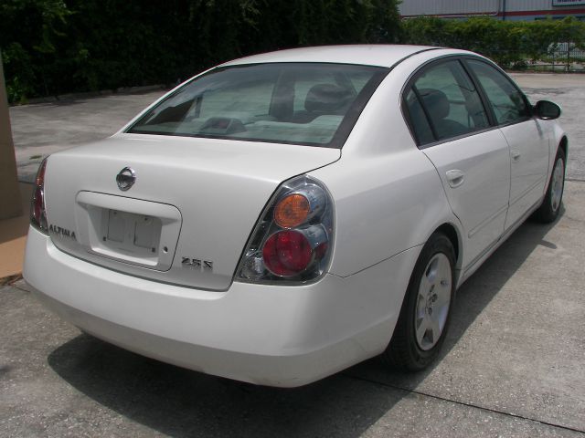 2004 Nissan Altima Pickupslt Quad Cab SWB 4WD 4x4 Truck