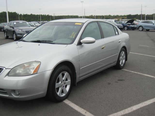 2004 Nissan Altima SLT Quad Cab 2WD