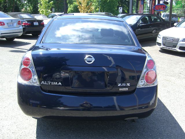 2005 Nissan Altima Pickupslt Quad Cab SWB 4WD 4x4 Truck