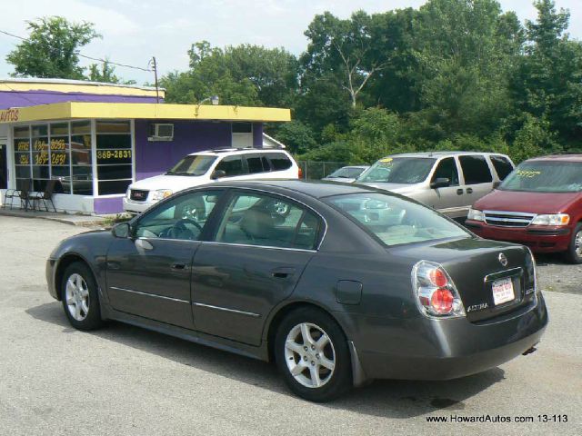 2005 Nissan Altima SLT Quad Cab 2WD