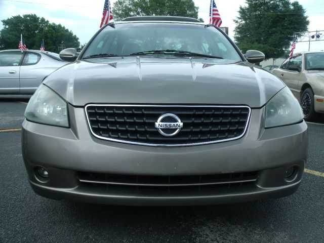 2005 Nissan Altima 2WD Value - 100A