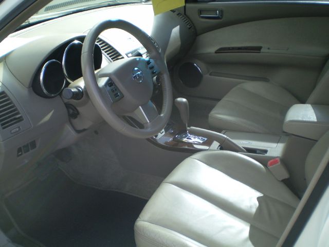 2005 Nissan Altima SLT Quad Cab 2WD