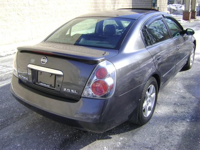 2005 Nissan Altima SLT Quad Cab 2WD