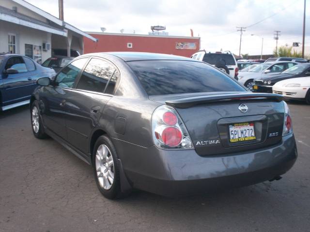 2005 Nissan Altima EX