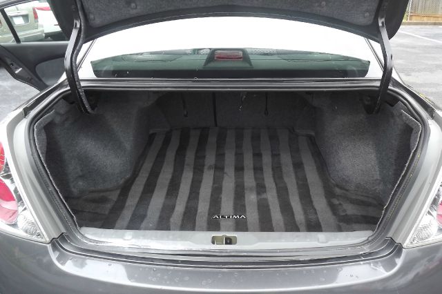 2005 Nissan Altima Pickupslt Quad Cab SWB 4WD 4x4 Truck