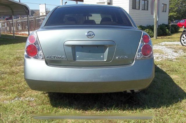 2005 Nissan Altima Pickupslt Quad Cab SWB 4WD 4x4 Truck
