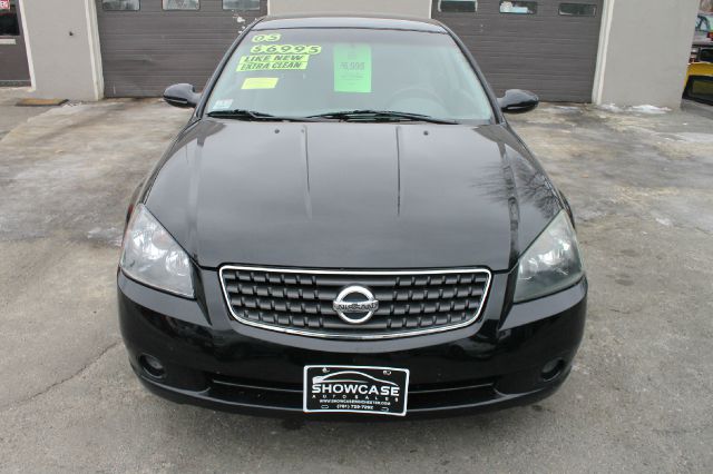 2005 Nissan Altima Pickupslt Quad Cab SWB 4WD 4x4 Truck
