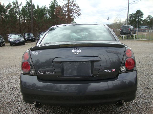2005 Nissan Altima Crew Cab Standard Box 4-wheel Drive SLE