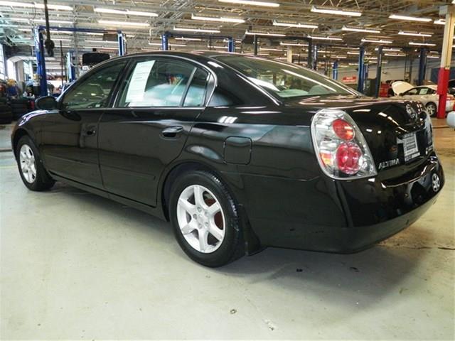 2005 Nissan Altima Pickupslt Quad Cab SWB 4WD 4x4 Truck