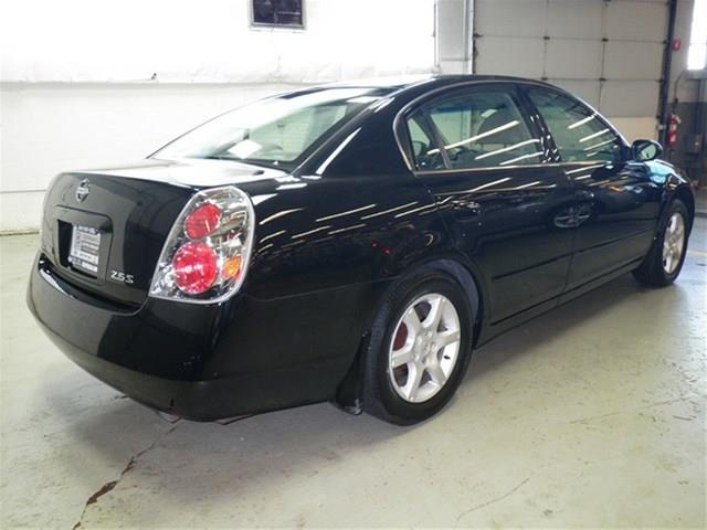 2005 Nissan Altima Pickupslt Quad Cab SWB 4WD 4x4 Truck