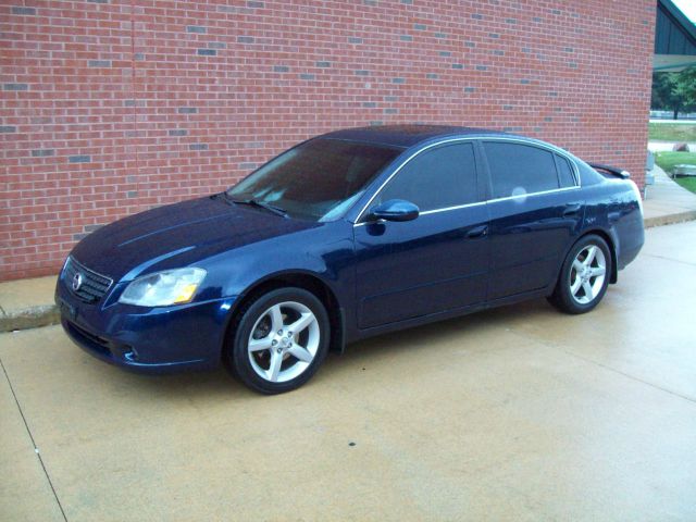 2005 Nissan Altima LE