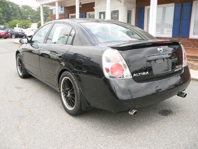 2005 Nissan Altima LE