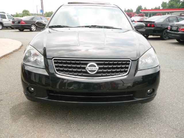2005 Nissan Altima LE