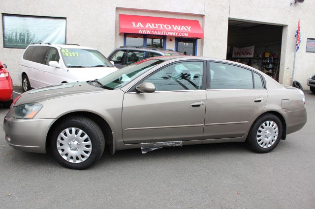 2005 Nissan Altima Pickupslt Quad Cab SWB 4WD 4x4 Truck