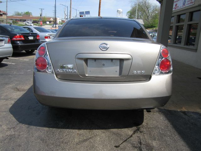 2005 Nissan Altima Unknown