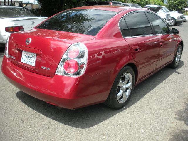 2005 Nissan Altima Pickupslt Quad Cab SWB 4WD 4x4 Truck