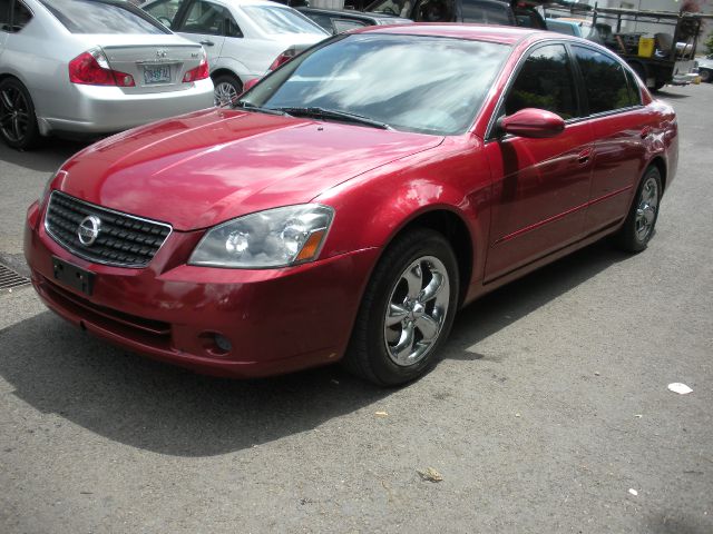 2005 Nissan Altima Pickupslt Quad Cab SWB 4WD 4x4 Truck