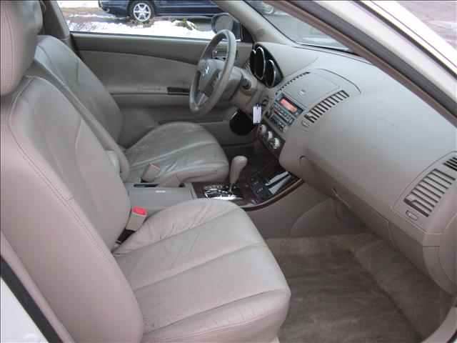 2005 Nissan Altima SLT Quad Cab 2WD