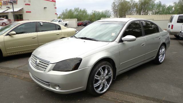 2005 Nissan Altima Pickupslt Quad Cab SWB 4WD 4x4 Truck