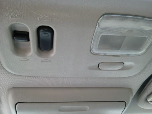 2005 Nissan Altima Pickupslt Quad Cab SWB 4WD 4x4 Truck