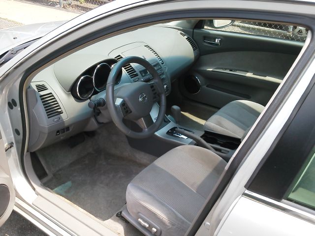 2005 Nissan Altima Pickupslt Quad Cab SWB 4WD 4x4 Truck