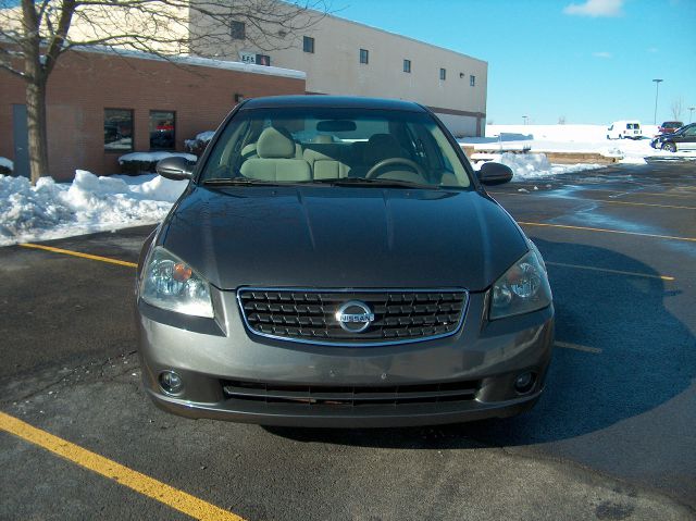 2005 Nissan Altima LE
