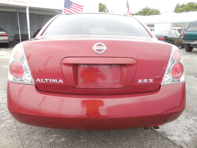 2005 Nissan Altima Pickupslt Quad Cab SWB 4WD 4x4 Truck