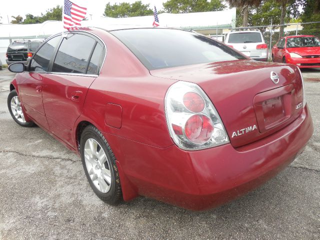 2005 Nissan Altima Pickupslt Quad Cab SWB 4WD 4x4 Truck