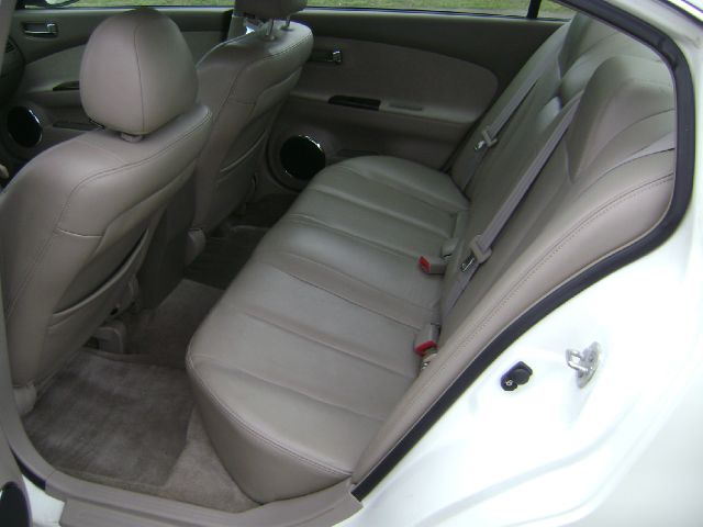 2005 Nissan Altima ST Pickup 4D 5 1/2 Ft