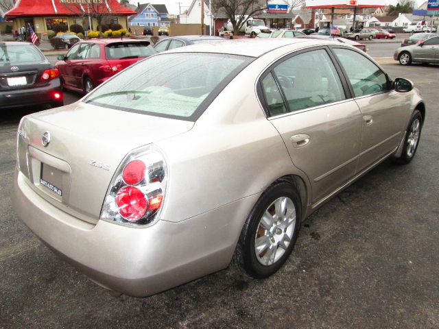 2005 Nissan Altima Pickupslt Quad Cab SWB 4WD 4x4 Truck