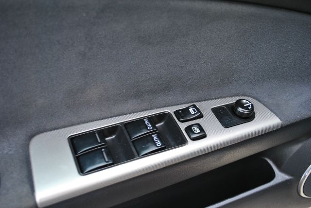 2005 Nissan Altima Pickupslt Quad Cab SWB 4WD 4x4 Truck