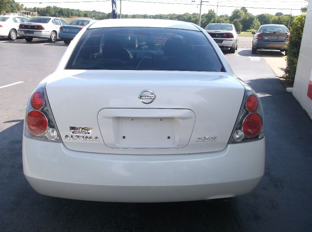 2005 Nissan Altima Pickupslt Quad Cab SWB 4WD 4x4 Truck
