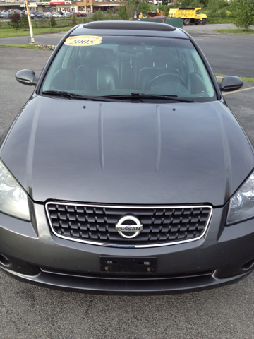 2005 Nissan Altima SLT Quad Cab 2WD