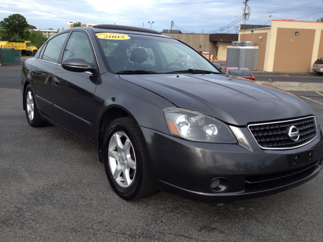 2005 Nissan Altima SLT Quad Cab 2WD