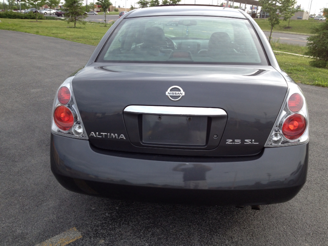 2005 Nissan Altima SLT Quad Cab 2WD