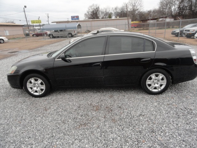 2005 Nissan Altima Pickupslt Quad Cab SWB 4WD 4x4 Truck