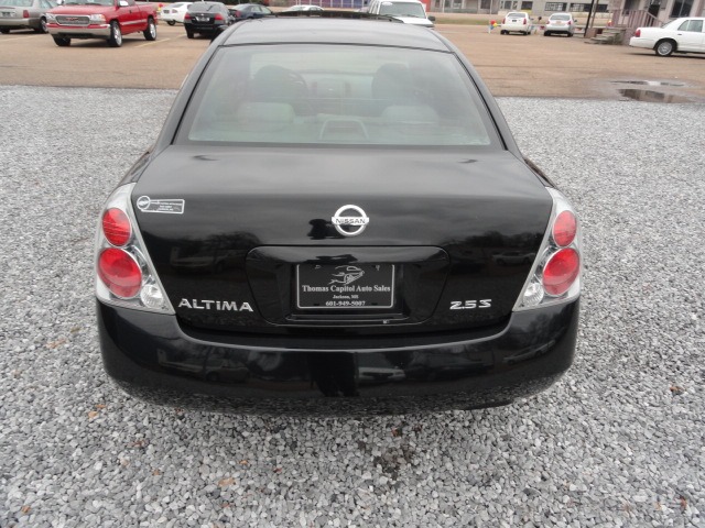 2005 Nissan Altima Pickupslt Quad Cab SWB 4WD 4x4 Truck