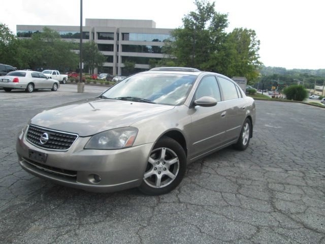 2005 Nissan Altima SLT Quad Cab 2WD